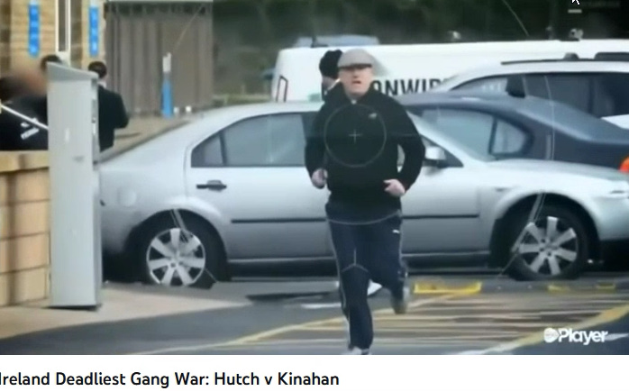 ManknownasFlatCaprunmingfromRegencyHotel 5th February2016afterexecutionofKinahanGangMemberDavidBurn